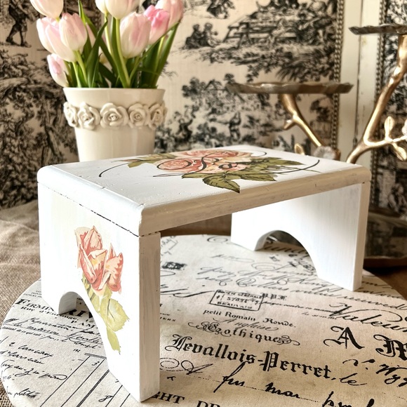 Vintage Parisian Wood Stool/ Riser, Hand Painted
Pink/Green - Picture 2 of 6